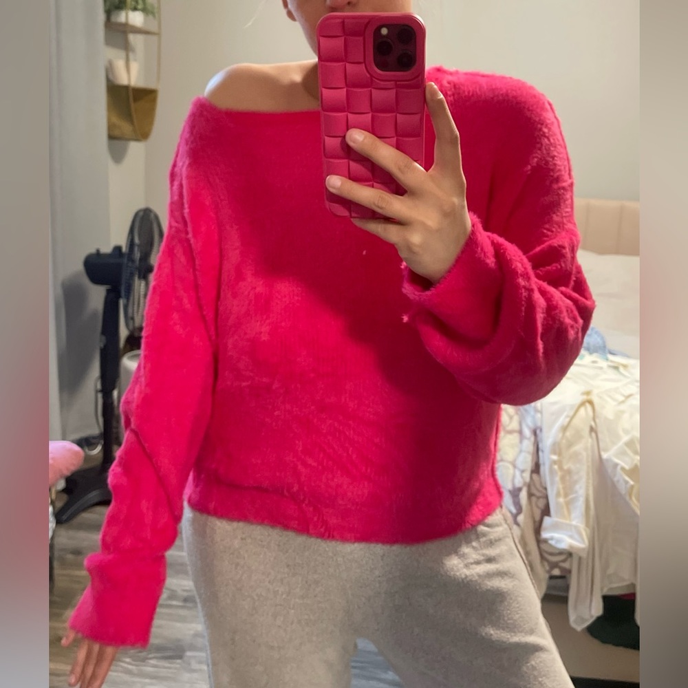 Free People hot pink cozy sweater- tags attached!